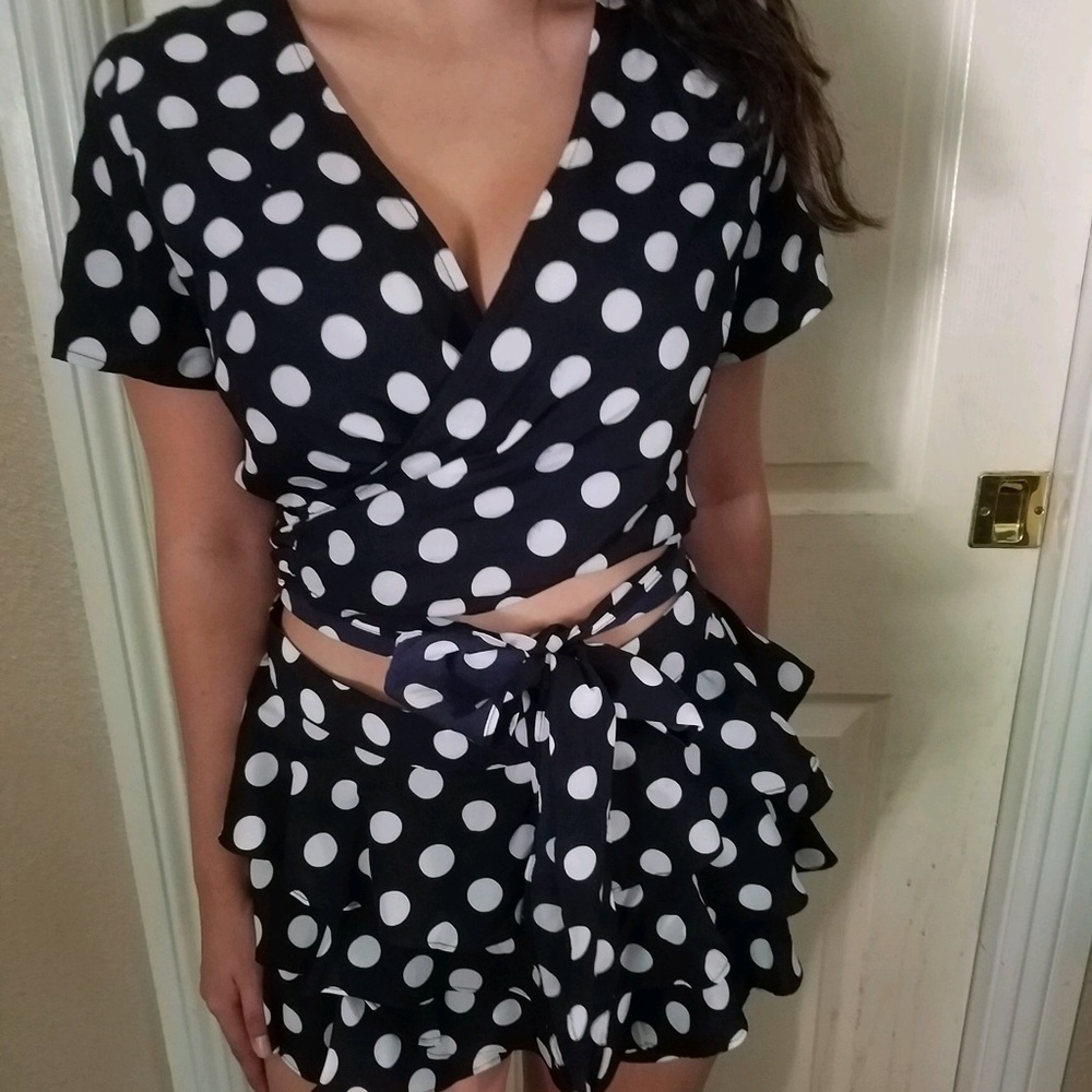 Navy polka dot set